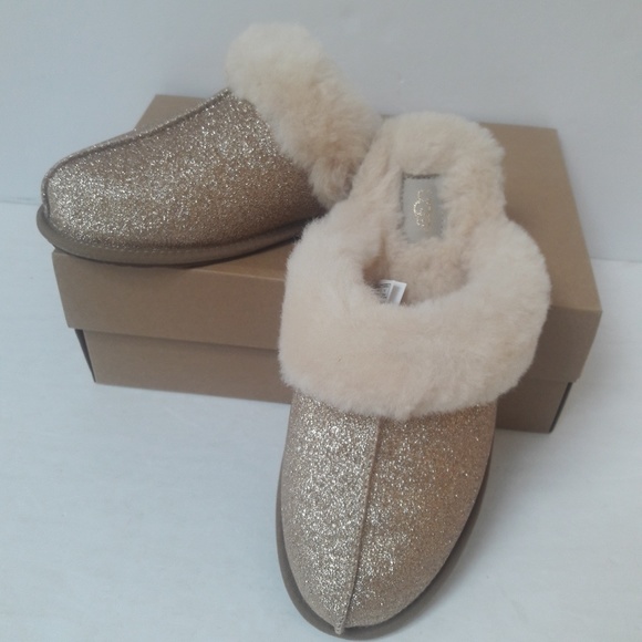 womens gold ugg slippers